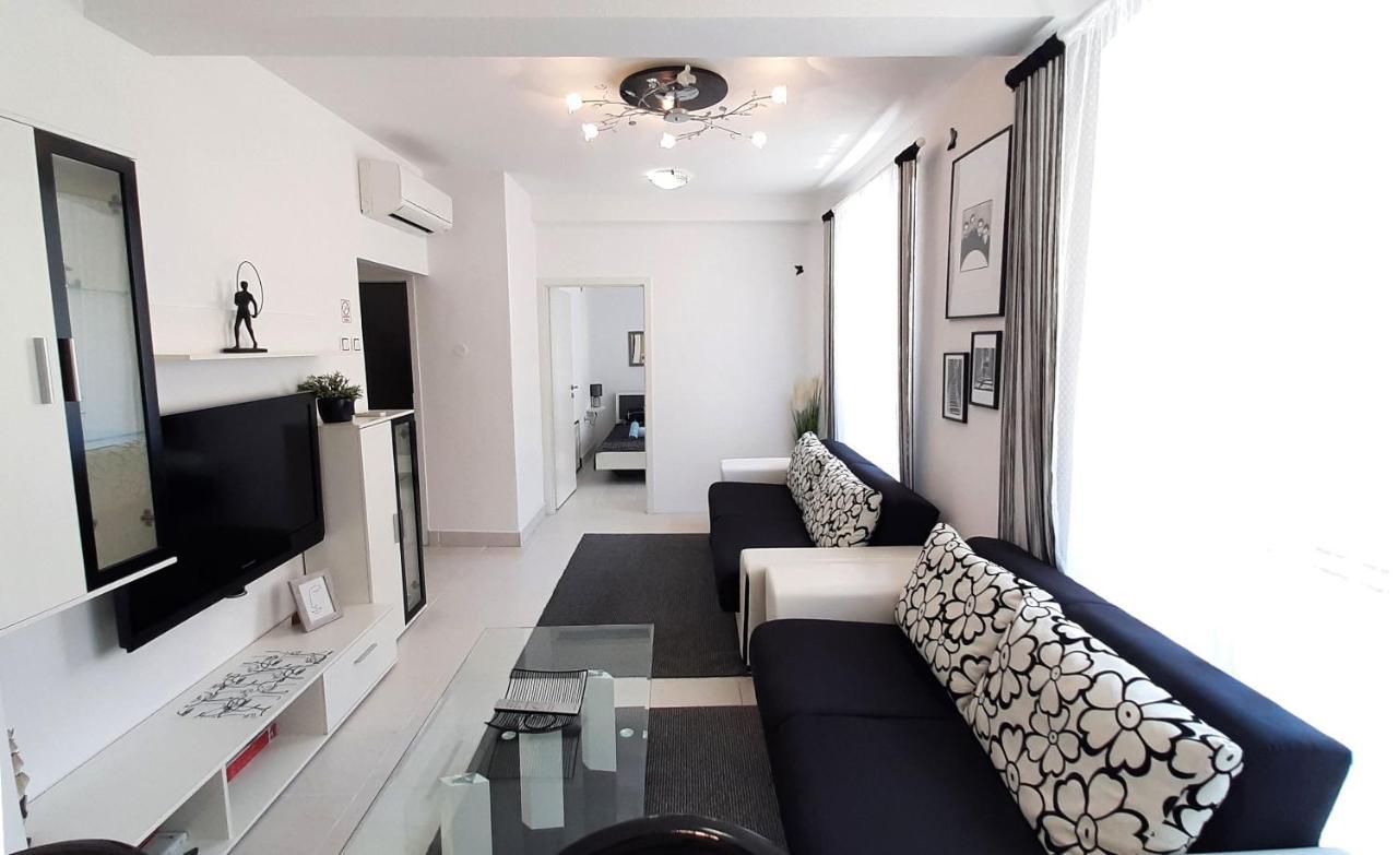 Apartment Decumana Кърк Екстериор снимка