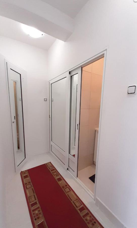 Apartment Decumana Кърк Екстериор снимка