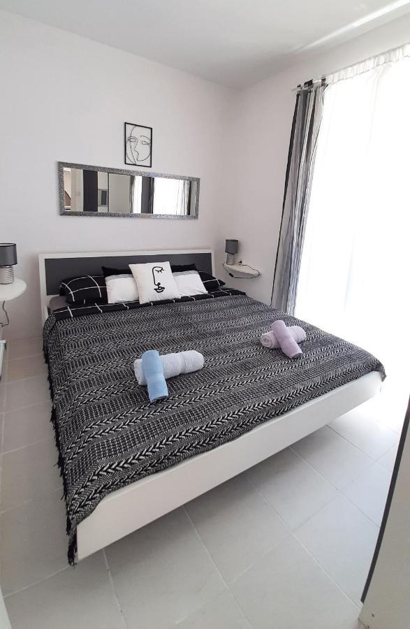 Apartment Decumana Кърк Екстериор снимка