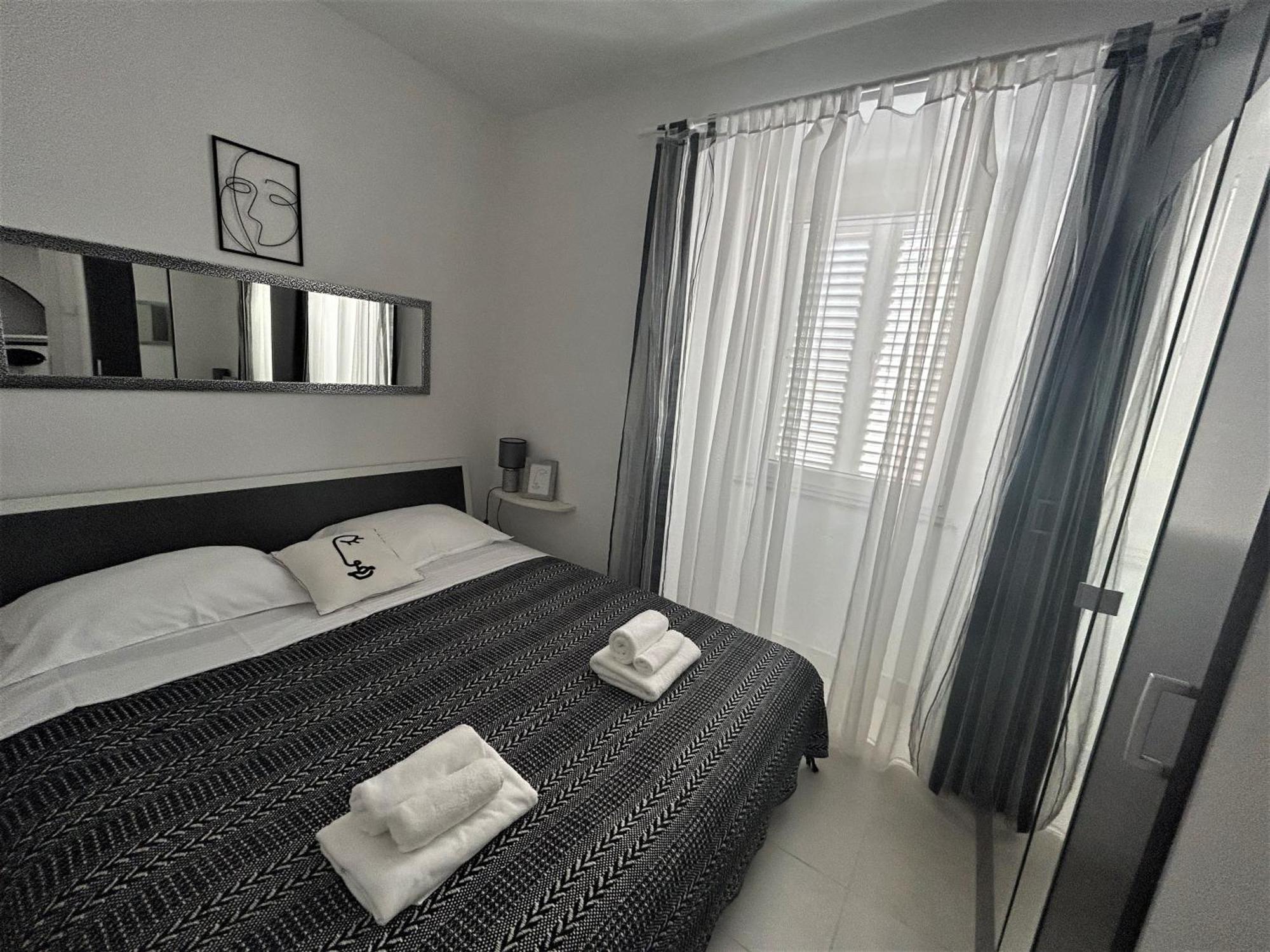 Apartment Decumana Кърк Екстериор снимка